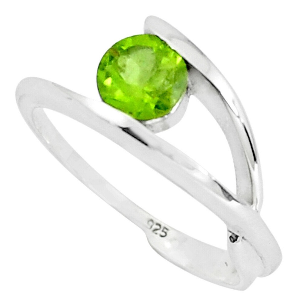💯% Authentic New Peridot & Sterling ring size 7 1/2 - Picture 2 of 2